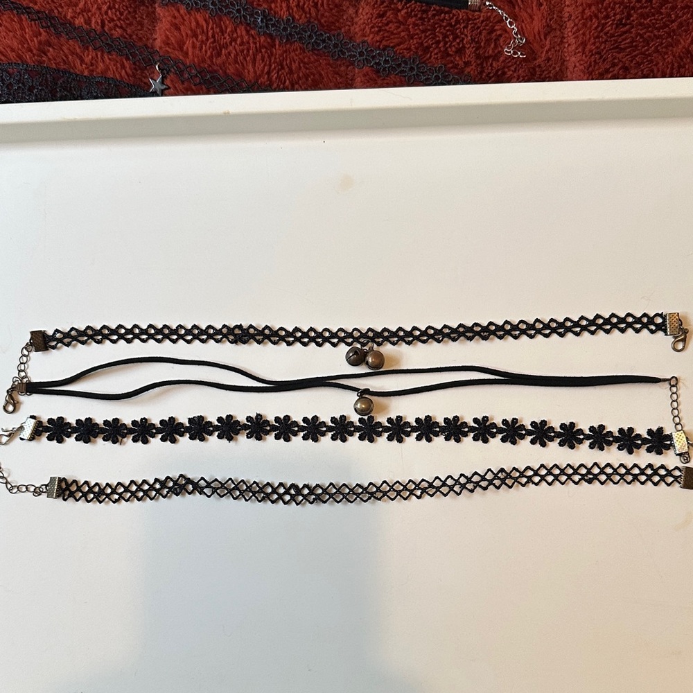 Elegant Black Floral Choker Necklace Set